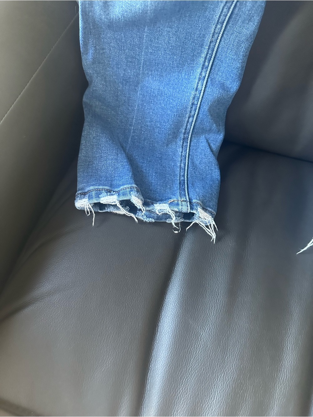 Flying Monkey Raw Hem Crop Jeans in Blue
